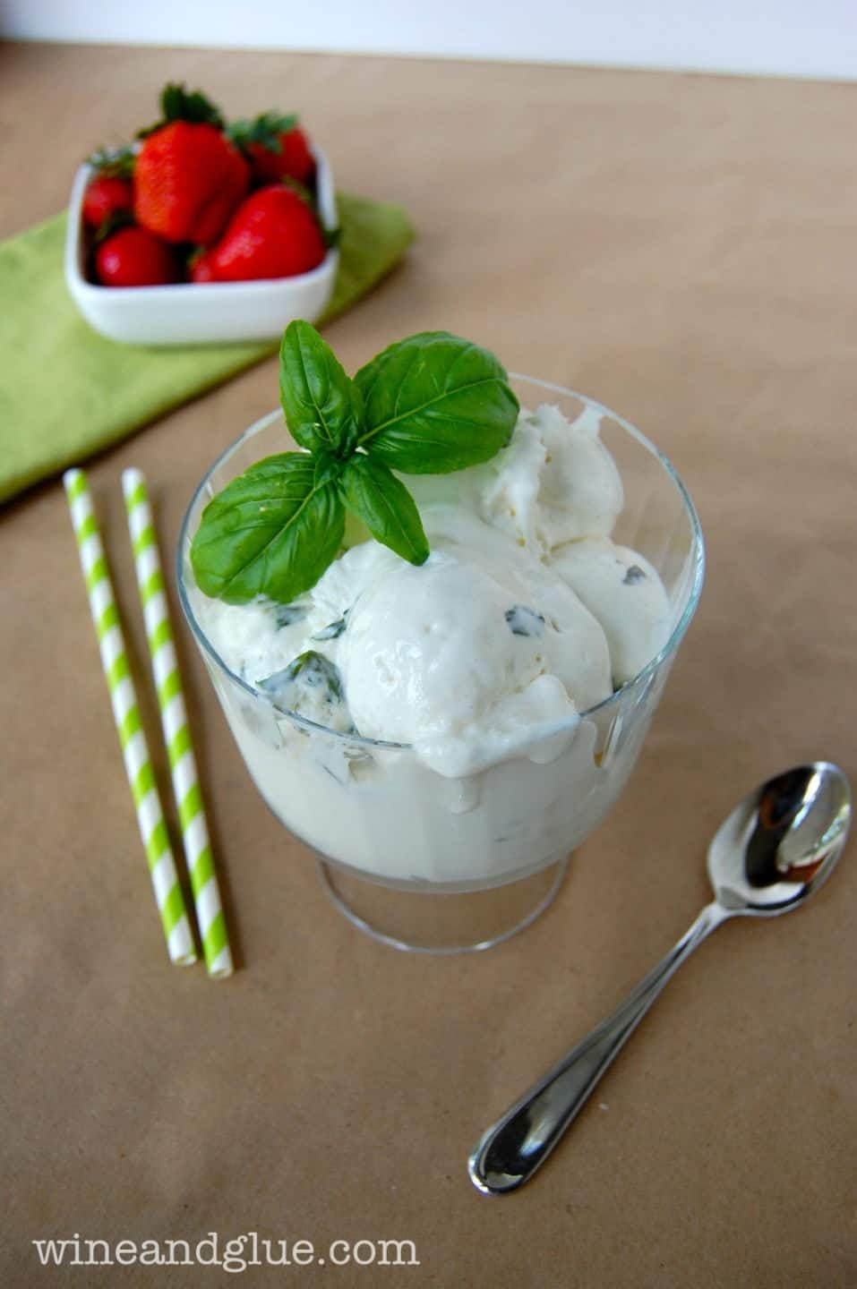 Basil Ice Cream! The delicious flavor of basil in sweet ice cream that comes together quickly without a machine! via www.wineandglue.com