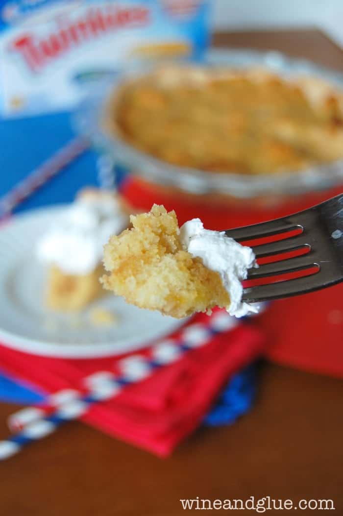 Twinkie Bomb Pie! That's right, a pie. Made out of Twinkies. #Boom. via www.wineandglue.com