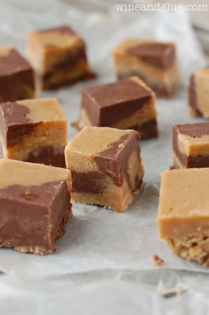 Peanut Butter Nutella Fudge is the perfect combo of your favorite flavors in one delightful treat. Super easy to make and totally scrumptious!