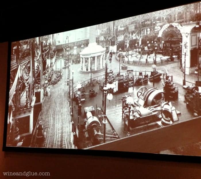 The 1893 World's Fair Exhibit | www.wineandglue.com | A recap of the amazing exhibit that showcases the beginning of the Field Museum