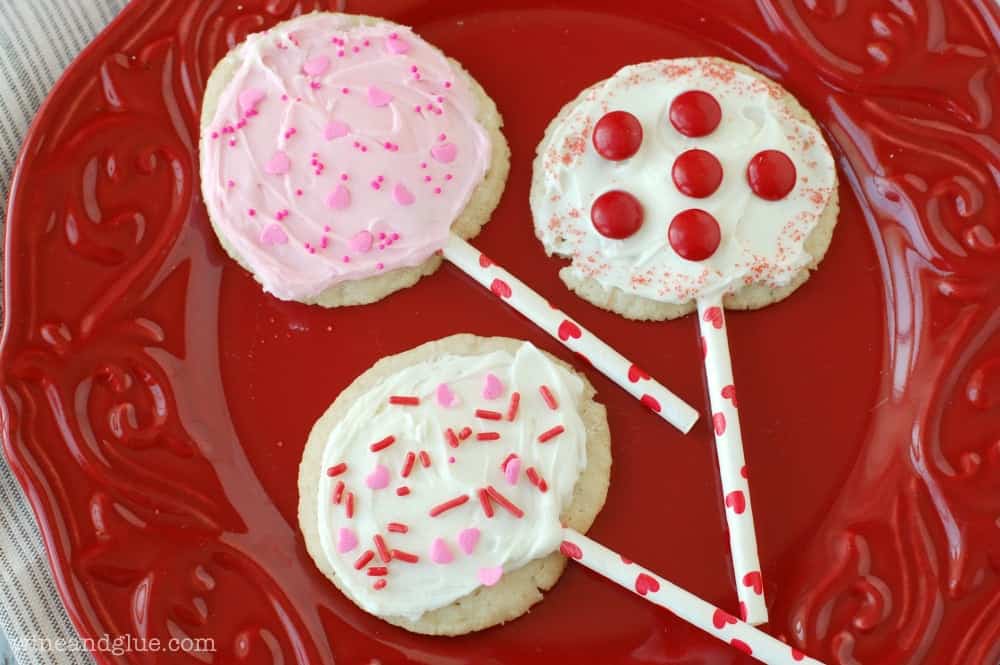 Easy Valentine Cookies | www.wineandglue.com