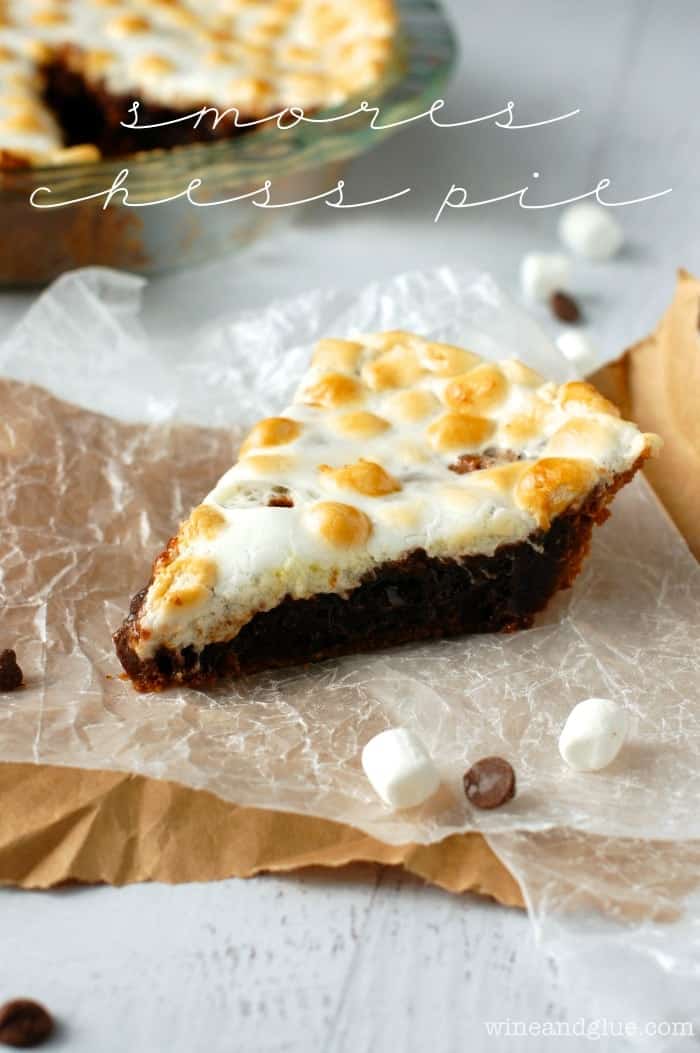S'mores Chess Pie | www.wineandglue.com | The perfect taste of s'mores in a delicious and smooth chess pie!