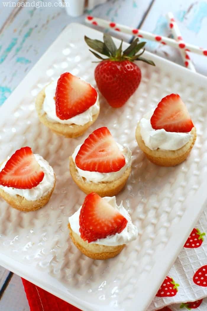 Strawberry Shortcake Sugar Cookie Cups | www.wineandglue.com | The amazing taste of strawberry shortcake in cute little cups!