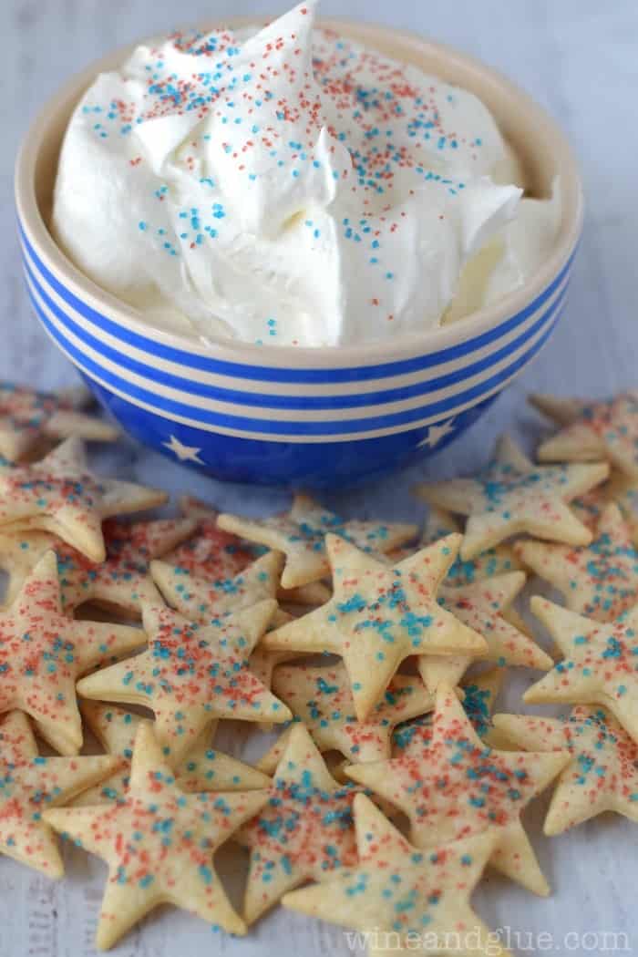 These Patriotic Pie Crust Dippers are such a simple and easy addition to a Fourth of July Party and so fun too!