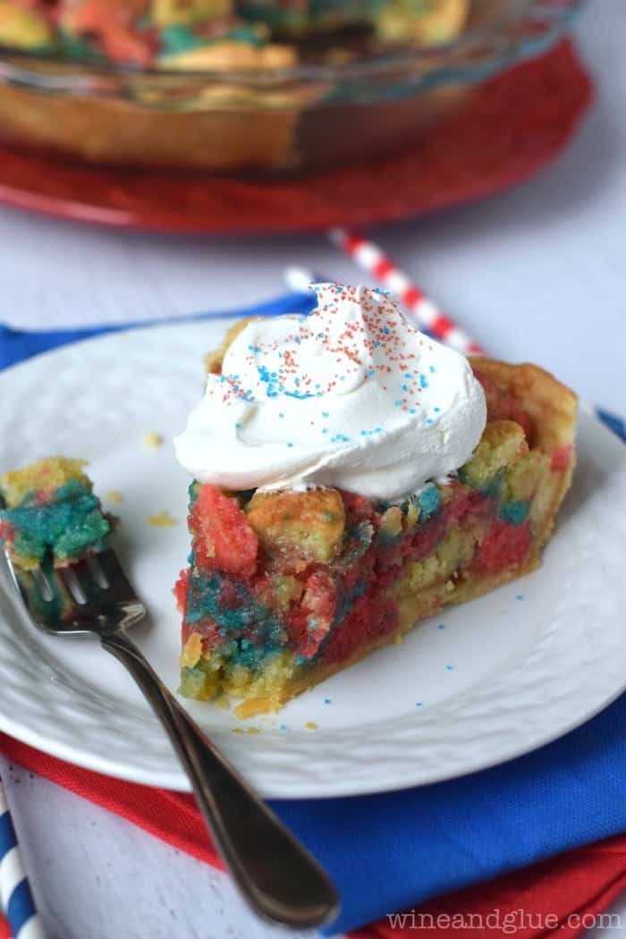 This Firework Sugar Cookie Pie is insanely delicious and like face planting into the biggest softest most delicious sugar cookie ever!