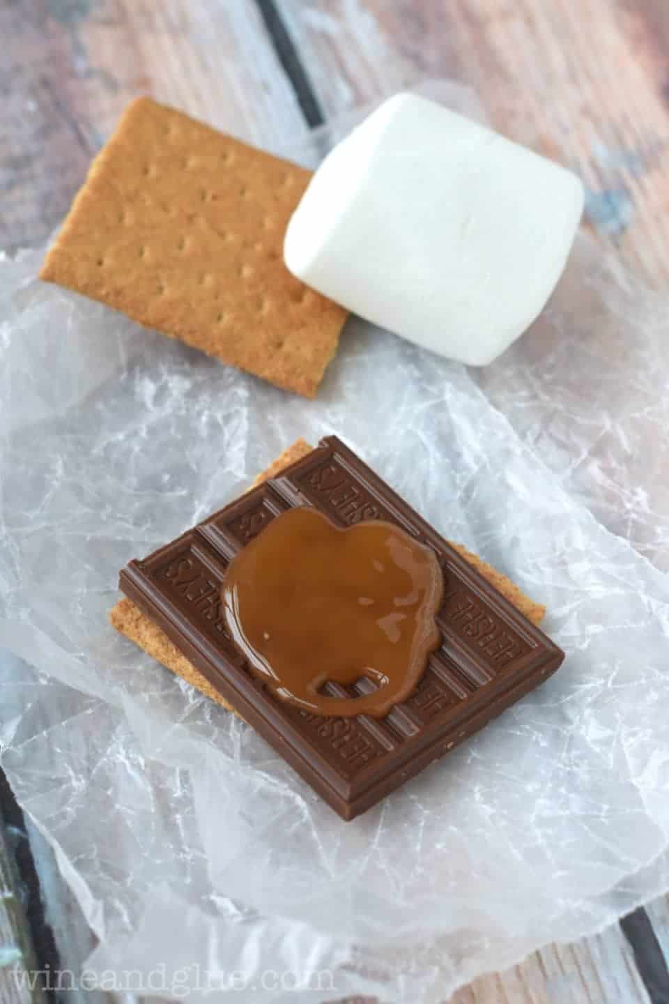 Salted Caramel S'mores | The amazingness of s'mores with the added bonus of salted caramel, so irresistible!