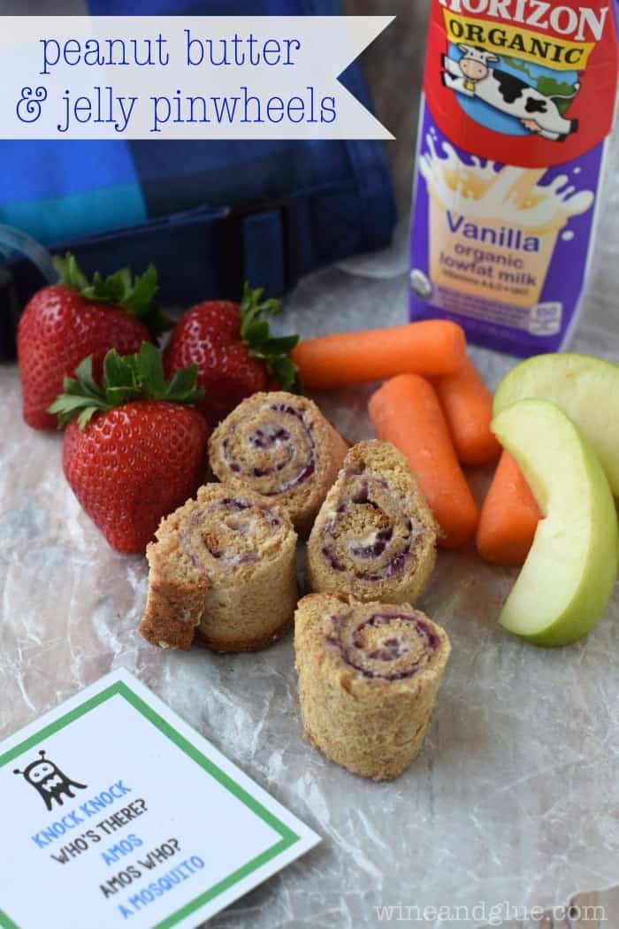 Peanut Butter & Jelly Pinwheels | www.wineandglue.com | Fun and filled with healthy pb dip!