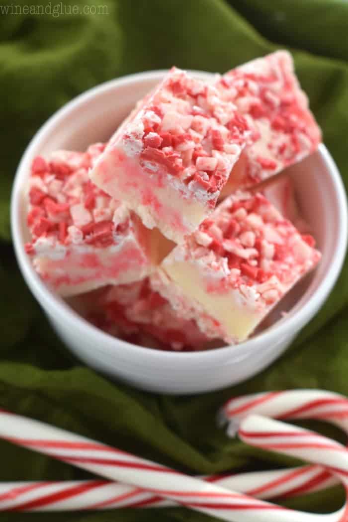 This Candy Cane Fudge is super easy, and a fun holiday treat!