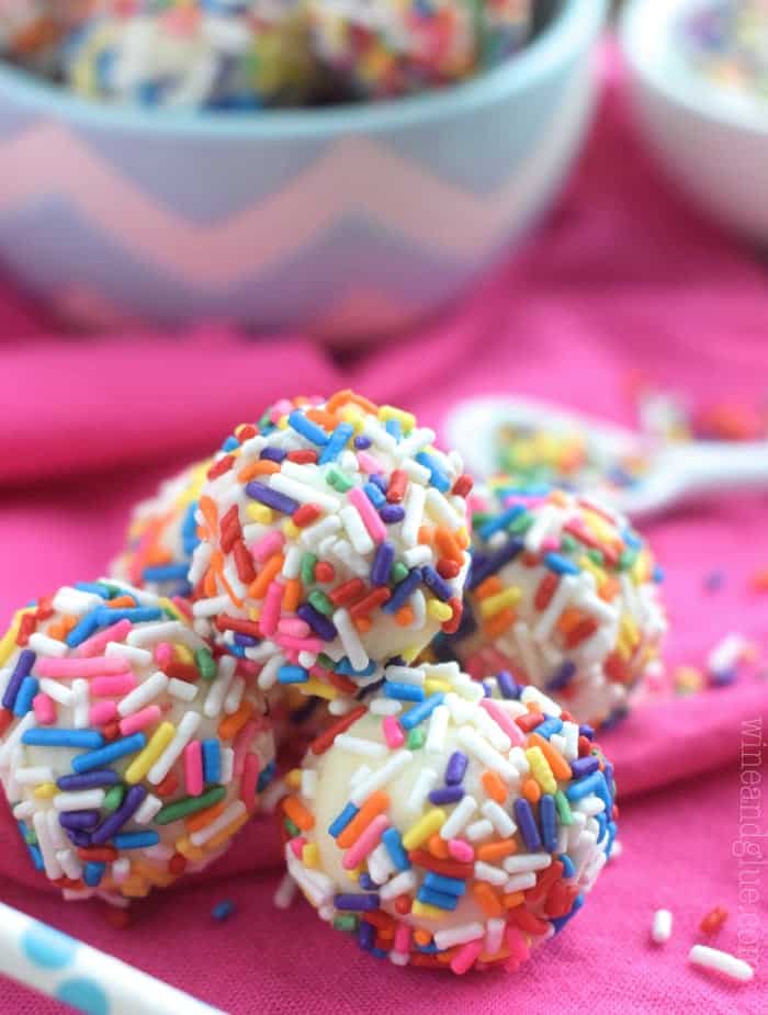 These Cake Batter Truffles are made in the microwave! And so so so yummy! Good luck only eating one!