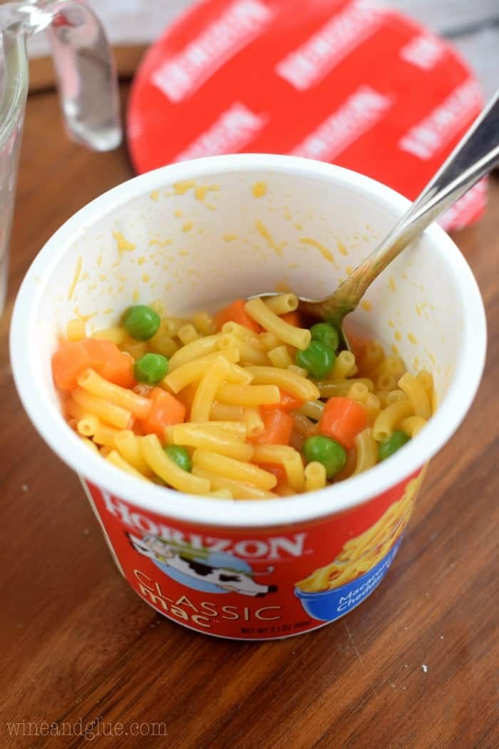 This Three Minute Veggie Mac is easy, delicious, and fast too!