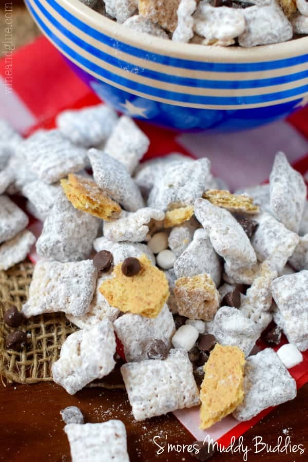 These S'mores Muddy Buddies are so easy to throw together but are such a fun treat!