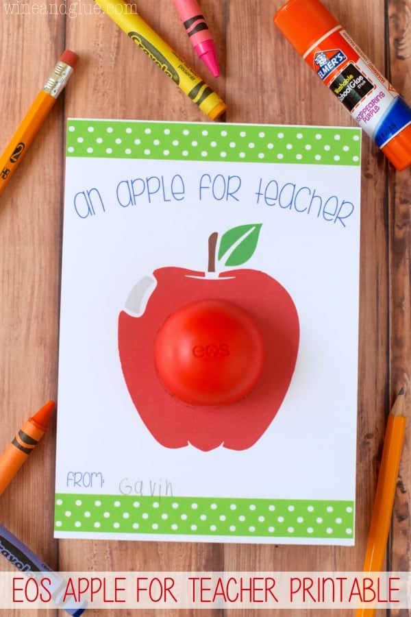 This EOS Apple For Teacher Printable is a super simple and fun gift for your kiddo's teacher!