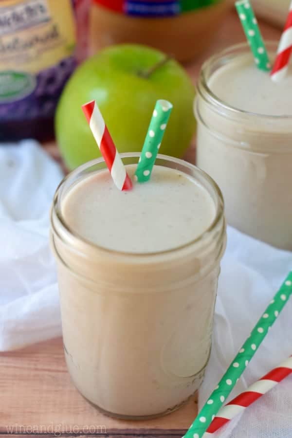 This Peanut Butter and Jelly Smoothie is such a perfect after school snack! Fills the kiddos up without being packed with sugar!