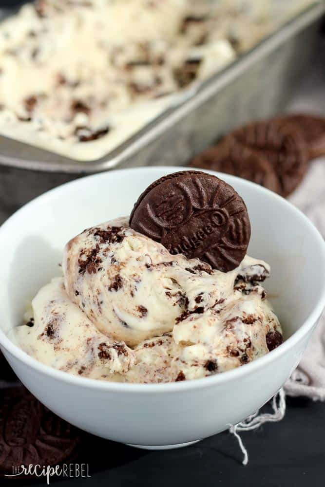 Cookies and Cream Nutella Swirl Ice Cream