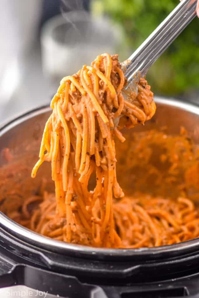 Quick and Easy Instant Pot Spaghetti Recipe - Keat's Eats