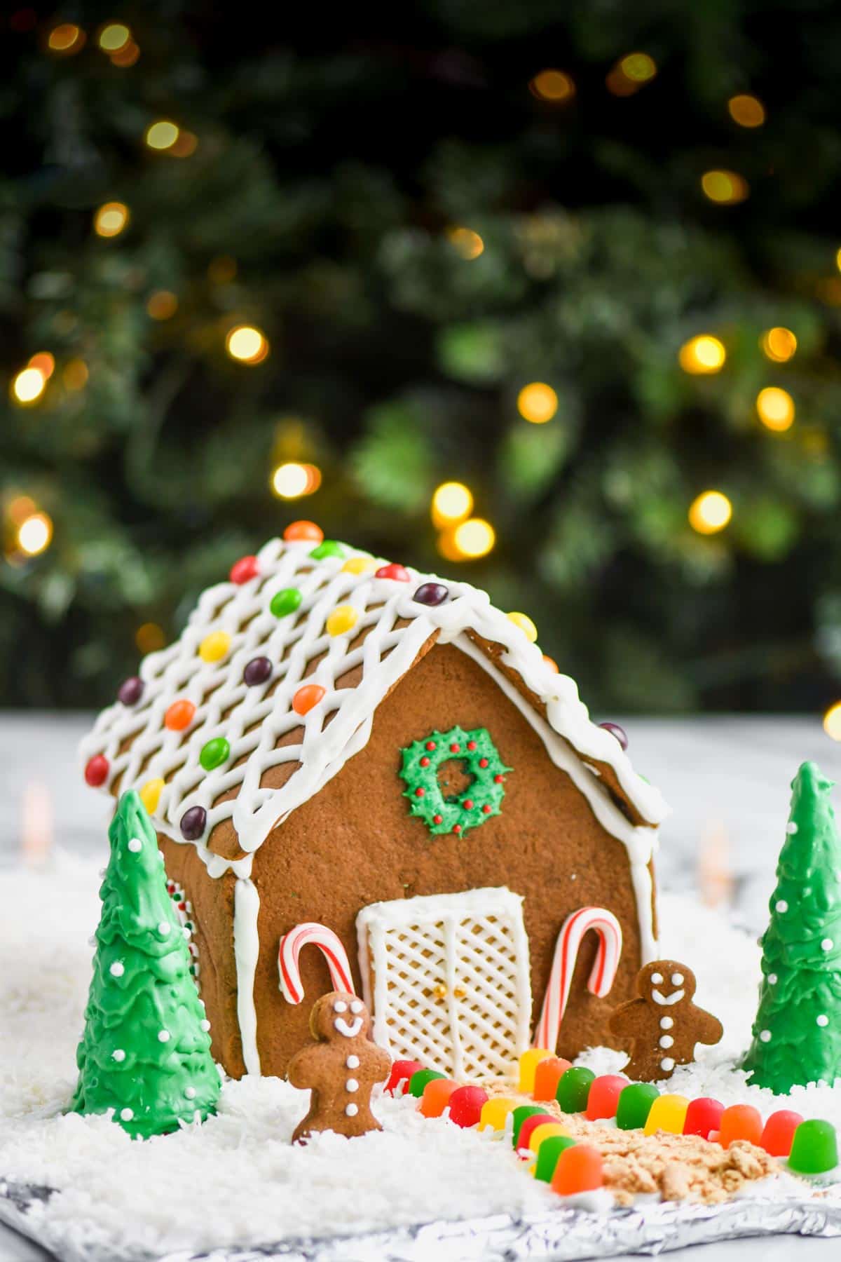How to Make a Gingerbread House (Recipe Included)
