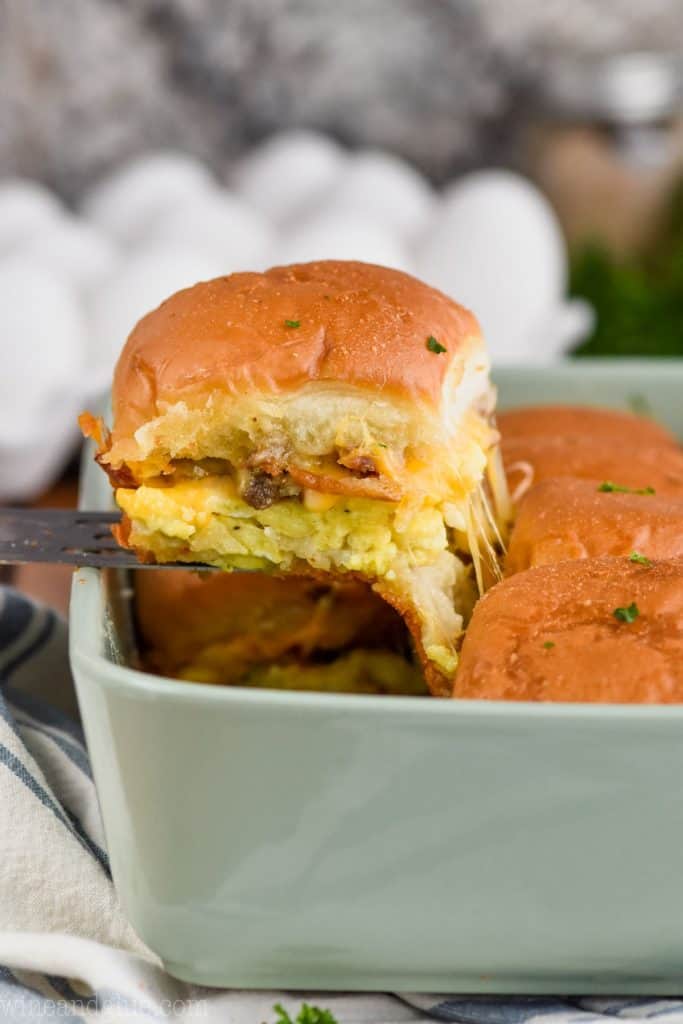 23 Hawaiian Roll Sliders (+ Easy Recipes) - Insanely Good