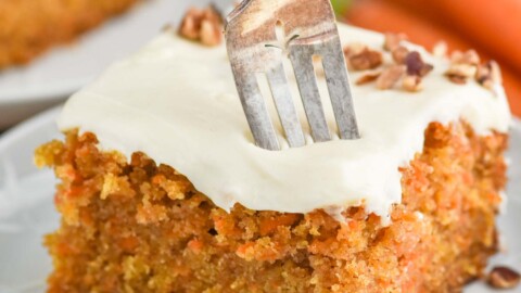 Wholewheat carrot cake Recipe | flours and frostings