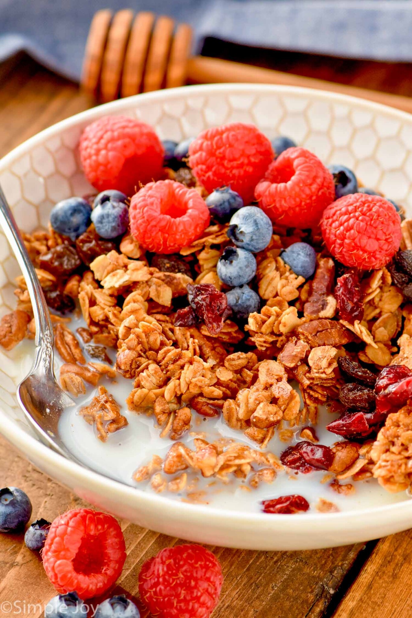 Homemade Granola Recipe (with easy variations!) Simple Joy