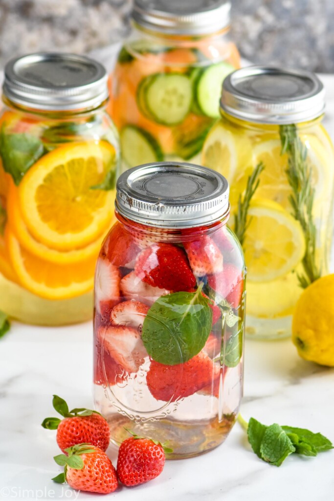 https://www.simplejoy.com/wp-content/uploads/2019/07/infused-water-683x1024.jpg
