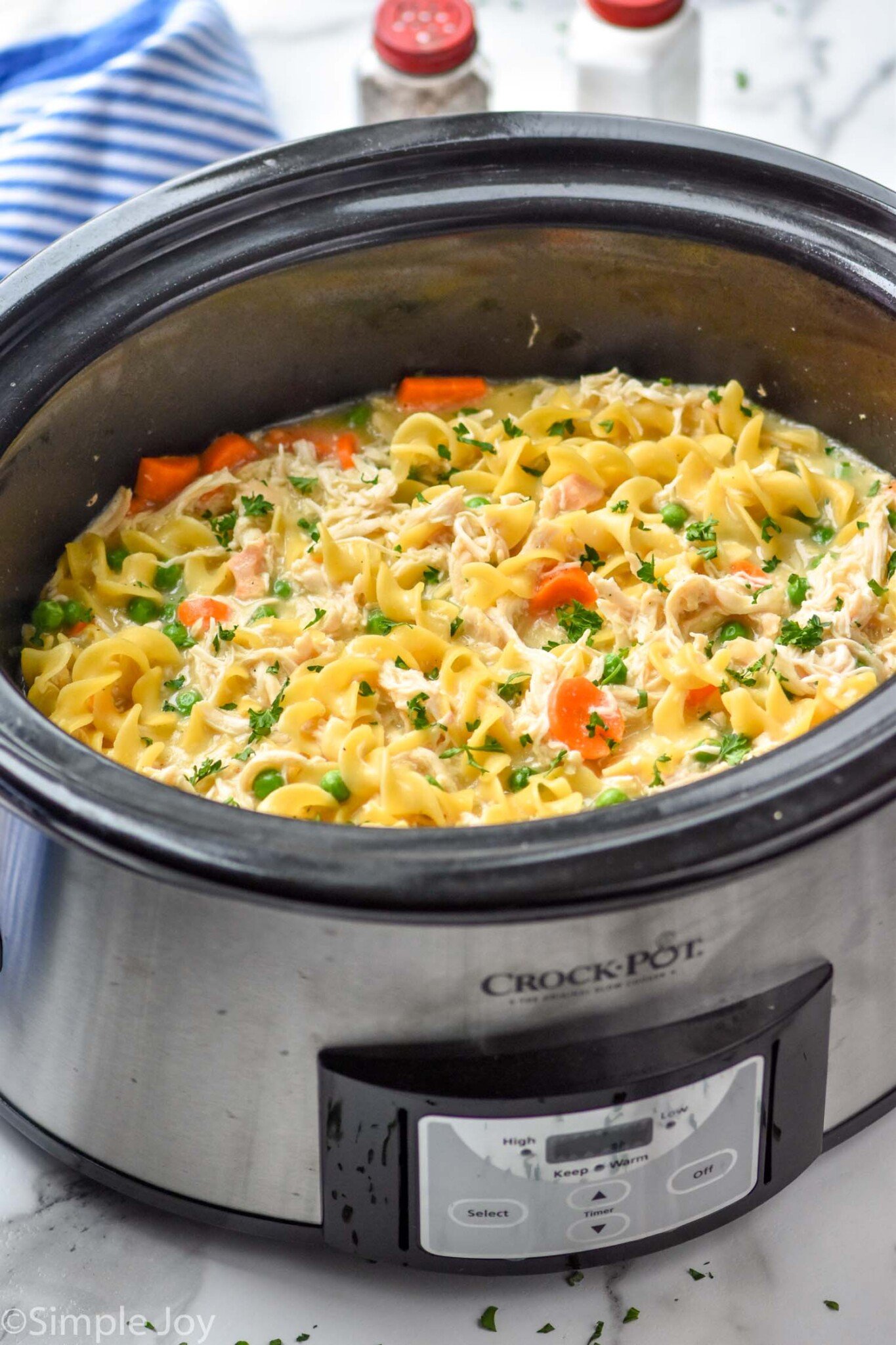 crockpot-chicken-and-noodles-simple-joy