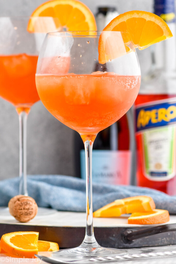 This Aperol Spritz Recipe Is Our 3-Ingredient Drink of Summer