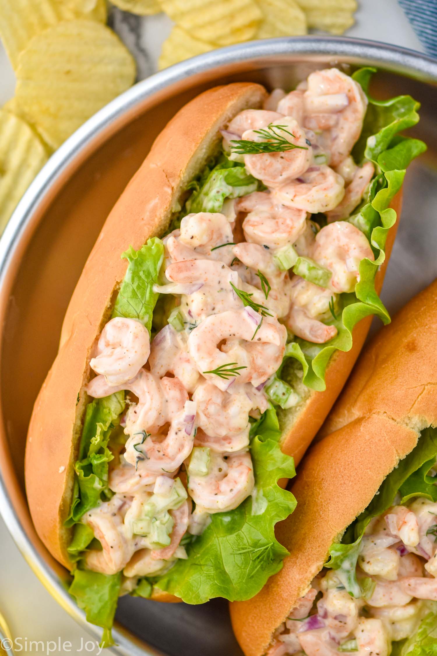 https://www.simplejoy.com/wp-content/uploads/2023/05/shrimp-salad.jpg