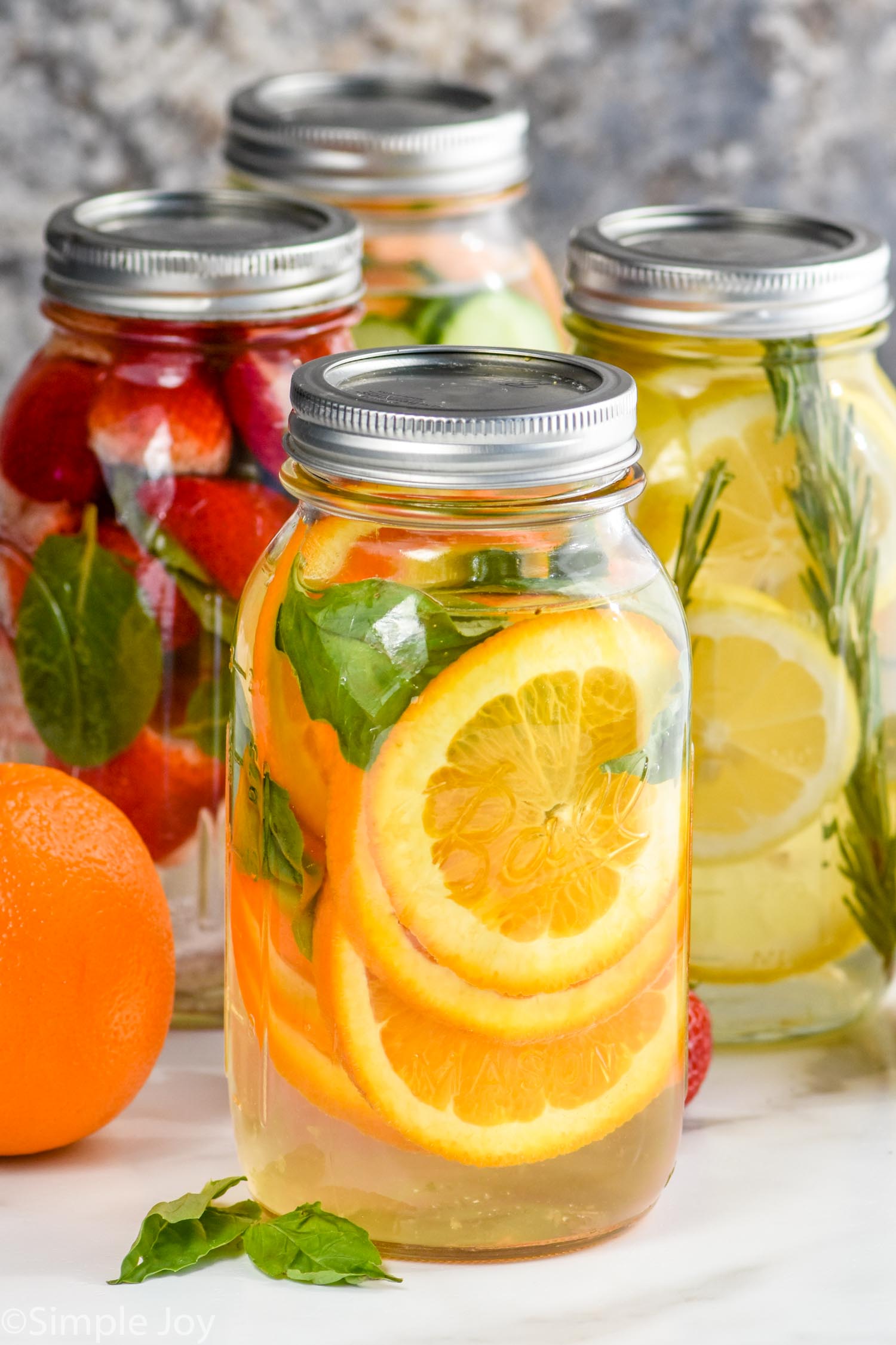 https://www.simplejoy.com/wp-content/uploads/2023/06/infused-water-recipes.jpg