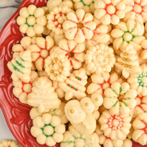 https://www.simplejoy.com/wp-content/uploads/2023/11/spritz-cookie-recipe-500x500.jpg