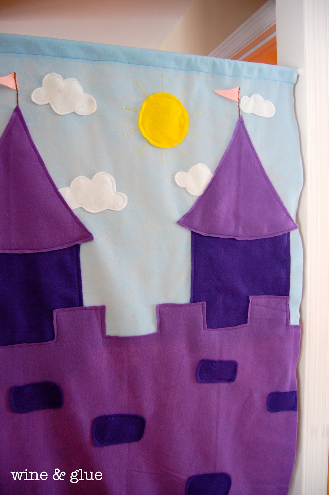 Doorway Castle by Wine & Glue #easy #homemade #gift